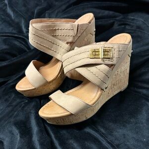 NWOT Tommy Hilfiger Wedges